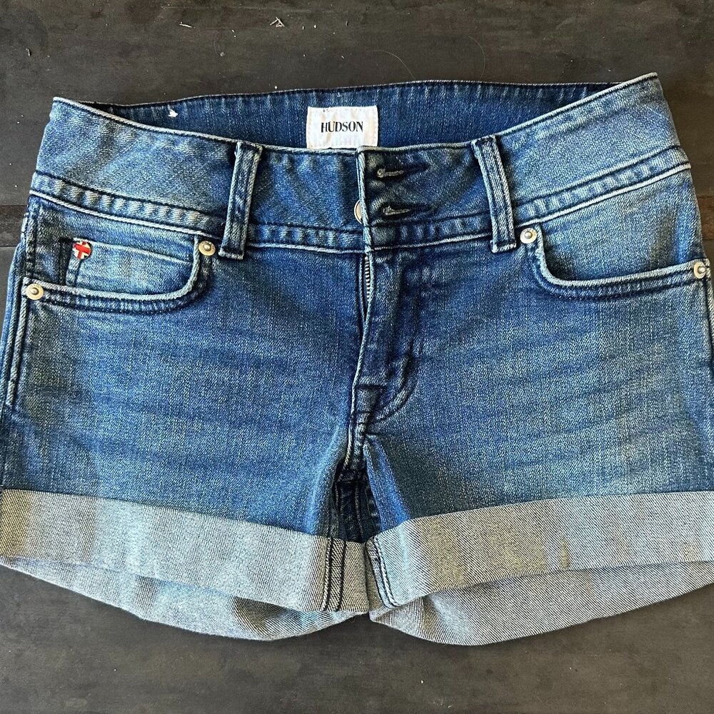 New Hudson Ruby Mid Thigh Jean Shorts Cuffed Stretchy Dark Wash Denim Size 25 EU